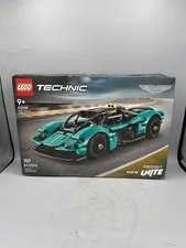 Lego Technic - Aston Martin Valkyrie Kit# 42208 - Asphalt Legends Unite