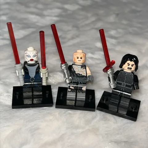 LEGO Star Wars Kylo Ren Minifigure from set 75179, sw0859 Sw0829 Sw0318
