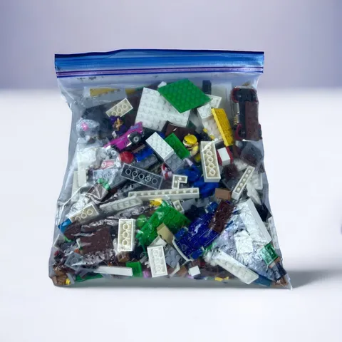 Legos 2 1/2 Pounds Lot Assorted Pieces Plus 4 Mario Cart Hot Wheels