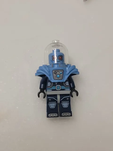LEGO - The Batman Movie - Mr. Freeze - Shoulder Armor - Minifig / Mini Figure