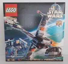 LEGO Star Wars Episode VI 7180 B-wing at Rebel Control Center! NEW! DAMAGED BOX!