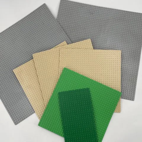 LEGO 7 Baseplate Lot - 2 Gray 48x48, 3 Sand 32x32, 1 Green 32x32, 1 Green 16x32
