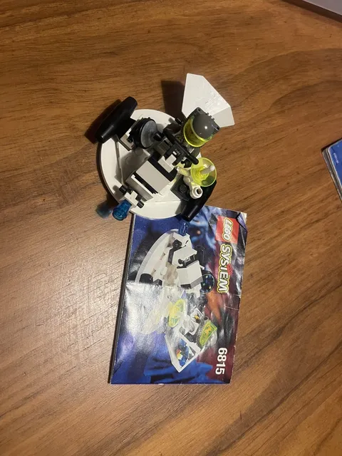LEGO 6815 System Space Hovertron UFO  With Instructions No Box