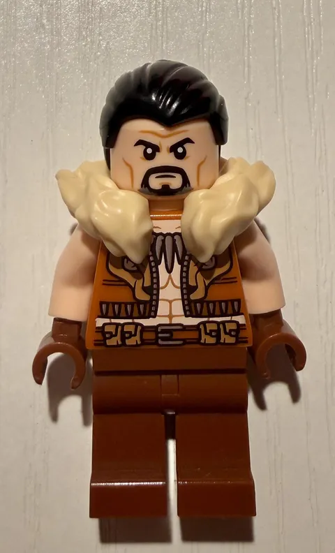 LEGO® Minifig sh1070 - Kraven The Hunter - Reddish Brown Plain Legs