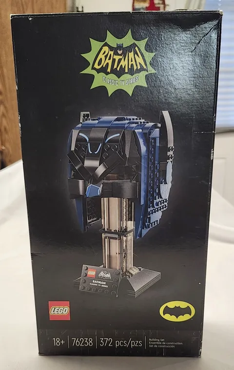 LEGO DC 76238 Batman Classic TV Series Cowl Superheroes Helmet NEW Open Box 