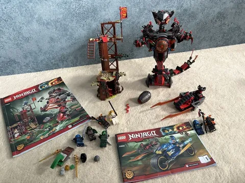 LEGO NINJAGO Dawn of Iron Doom 70626 & Desert Lightning 70622 Set Used W/Manual