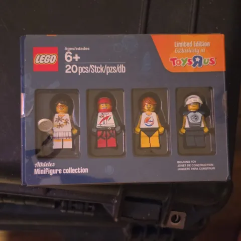 LEGO Athletes Minifigure Collection Limited Edition 20pc Set 6+ 5004573
