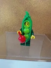 LEGO Series 20 Peapod Costume Girl minifigure (set number 71027).