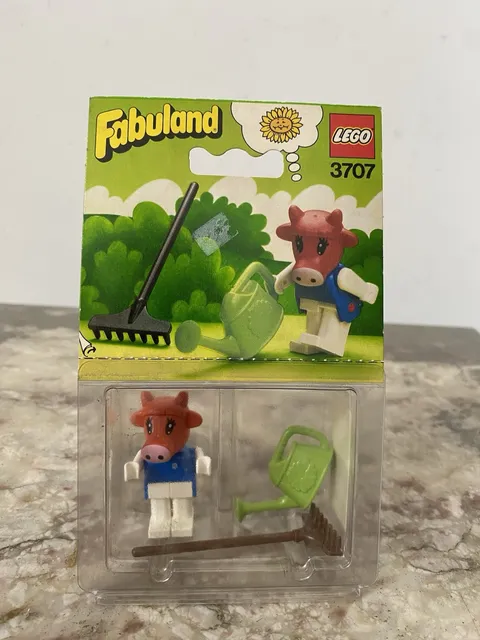 LEGO VINTAGE FABULAND 3707 CLOVER COW NIB SEALED MISB GREAT CONDITION