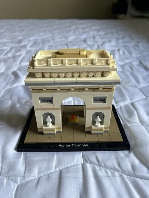 LEGO ARCHITECTURE: Arc de Triomphe (21036)