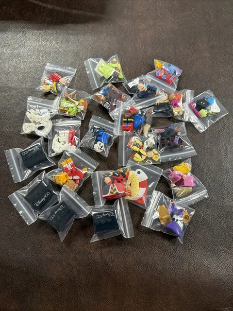 Lego Disney 100 Mini figures Complete Set Of 18