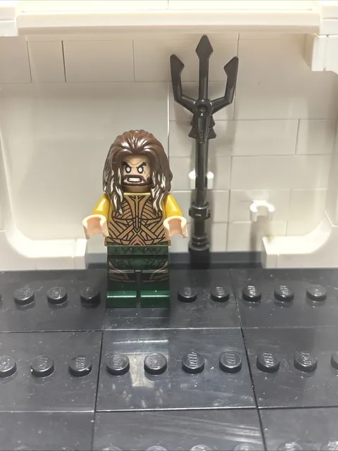 Lego Super Heroes Minifigure Aquaman sh0429 76085 Brand New