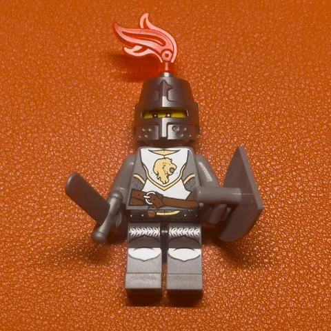 LEGO Castle Kingdoms | Lion Knight (Flame) Minifig cas440