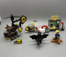 LEGO The LEGO Batman Movie: Scarecrow Fearful Face-off 70913 plus bonus builds