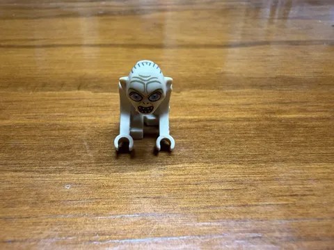 LEGO Lord of the Rings Gollum Minifigure 9470 w/ Ring LOTR Hobbit Authentic