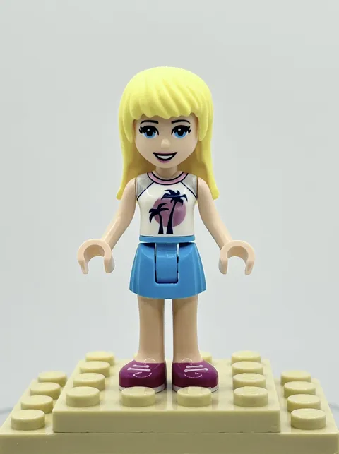 LEGO Friends Minifig Minidoll Stephanie   frnd0353 AND 3 FREE Accessories!🤩