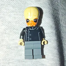 LEGO Star Wars minifig Figrin D'an and the Modal Nodes / Star Wars cantina set