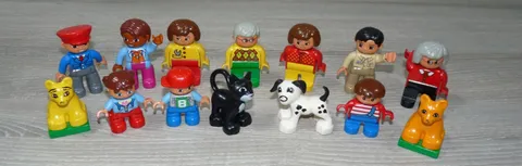Lot of  14 LEGO Duplo Figures Children Kids Man Woman Animals 4555
