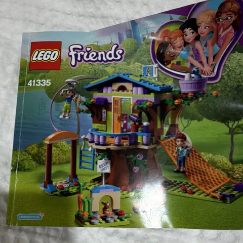 LEGO Friends 41335 Mia's Tree House Complete Set 351 Pieces, Instructions