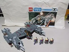 Lego Star Wars 7673 Magna Guard Starfighter w/ Extra Figures
