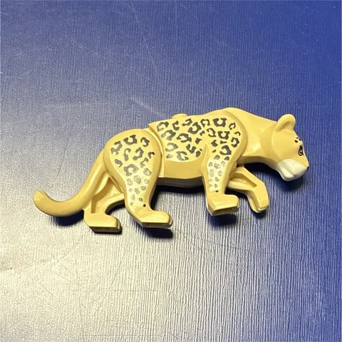 Lego jungle leopard