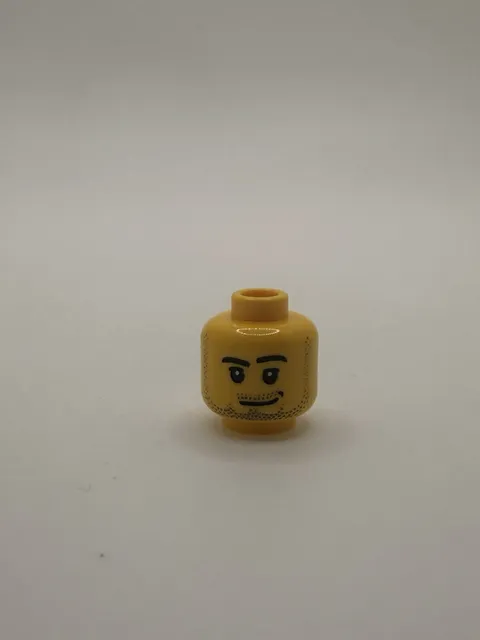 LEGO Minifigure Head Male Smirk w/ Stubble Beard Pattern 