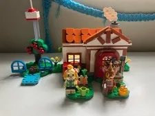 LEGO Animal Crossing 77049 Isabelle’s House Visit w/ Box + Manual 389pcs