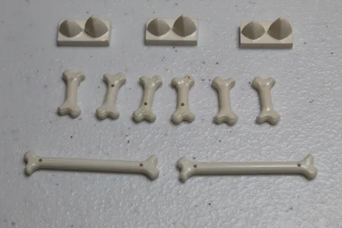 LEGO Bones and 1x2 Vertical Teeth #15209