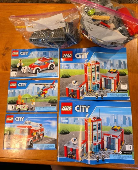 LEGO City: Fire Station (60110)
