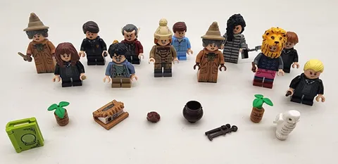 Lot Of 12 Lego Harry Potter Mini Figs + Accessories