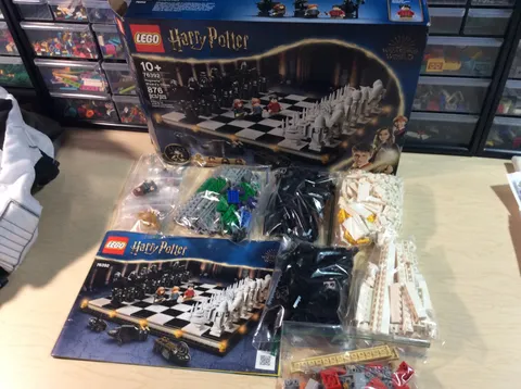 EUC Retired LEGO Harry Potter #76392 Hogwarts Wizard's Chess 876pcs Snape 20th
