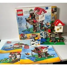 Lego Creator Treehouse #31010 with books & box