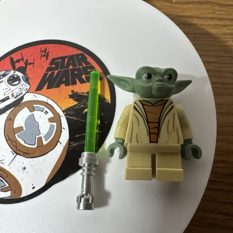 LEGO Star Wars Yoda Clone Wars White Hair Printed Back minifigure sw0446 75002