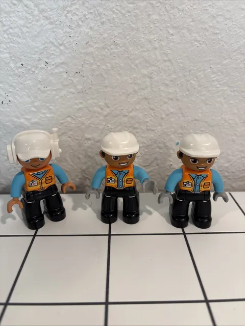 Duplo Lego #10901 Truck & Excavator Construction Workers Figures Replacement  O2