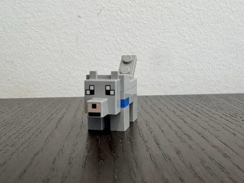 LEGO MINECRAFT WOLF FROM SET 21140 BLACK & WHITE EYES GRAY
