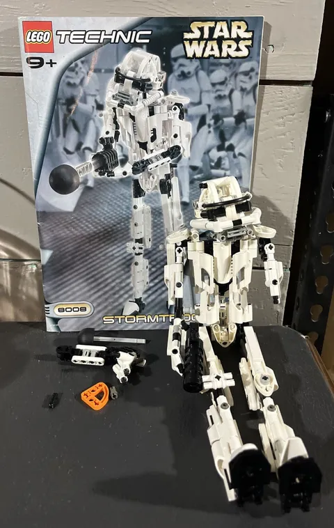 LEGO Star Wars Technic Stormtrooper 8008 With Manual Complete Read