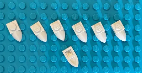 7pcs Lego White Plates Modified 1 x 1 with Tooth Horizontal