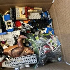 LEGO Bulk Lot Mixed Bricks and Pieces Assorted Colors 11 Lbs Pounds Loose