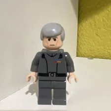 LEGO Grand Moff Tarkin 