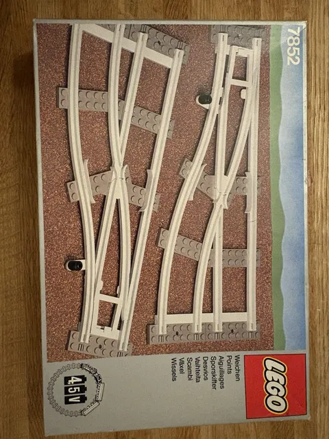 LEGO 7852 Switch Tracks Train Track Set 4.5V Vintage 14pcs Boxed