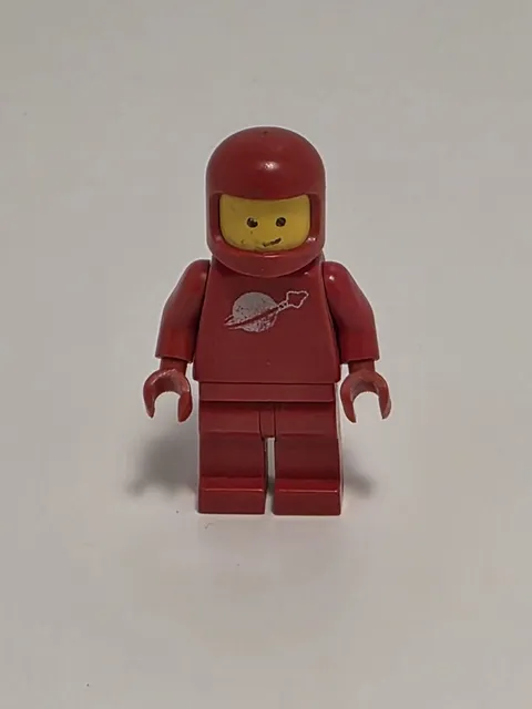 Vintage 1978 Classic LEGO Red Spaceman minifigure