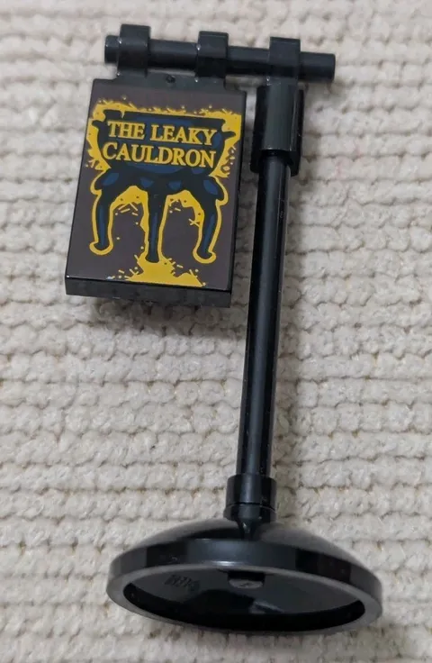 Lego Advent Calendar 2021, Harry Potter (Day 7) - Leaky Cauldron Sign Only 