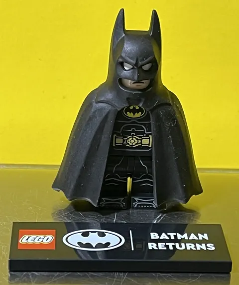 New LEGO Tim Burton's Batman 1992 Minifigure Batmobile Fall 2026