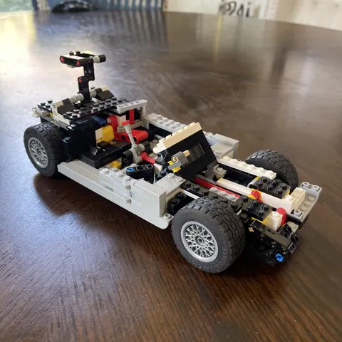 LEGO CREATOR #10262: James Bond Aston Martin DB5 INCOMPLETE | Free Shipping!!!