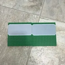 Lego City Vintage Base Plate With Grass And Parking Spot x2