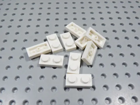LEGO Lot of 10 White 1x2 Plates BP
