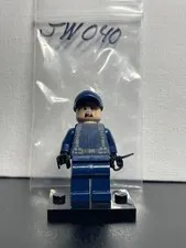 LEGO Jurassic World Mini Figure Male ACU Security Guard JW040