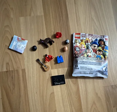 LEGO Minifigures Disney 100 Miguel 71038 Mystery Foil Pack