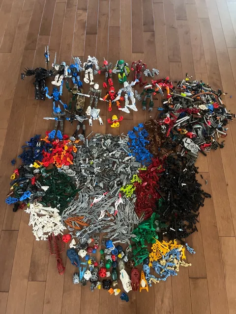 Lego Bionicle/Hero Factory HUGE PIECES LOT Apprx. 14 Lbs! READ DESCRIPTION!