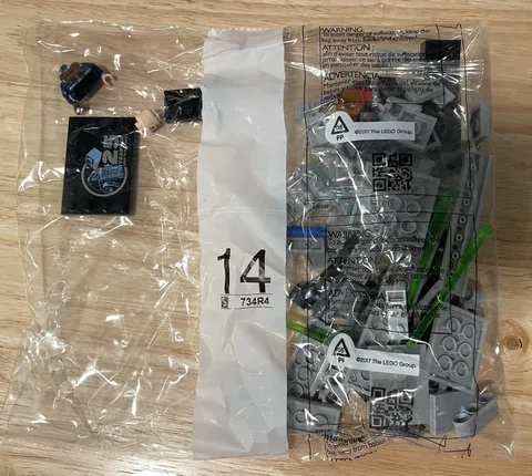 LEGO Star Wars Imperial Star Destroyer 75394 Sealed Bag # 14 Includes Cal Kestis